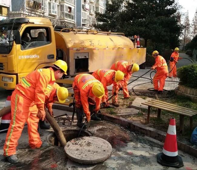 桑日市政管道清淤