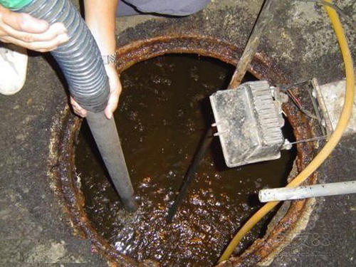 桑日隔油池清理